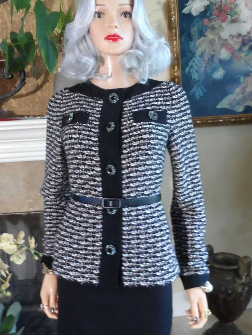 St. John Collection Bouclé Knit Skirt Suit Black Pink White Size 4 - Picture 7 of 16